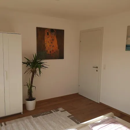 Apartament Deluxe City Airport *