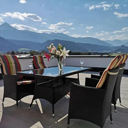 Deluxe City Airport Apartament Innsbruck